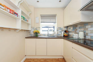 Photo 6- click for photo gallery